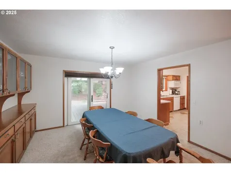 448 Strawberry Loop Sweet Home OR 97386