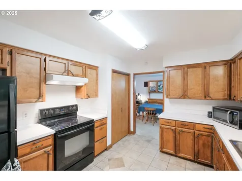 448 Strawberry Loop Sweet Home OR 97386