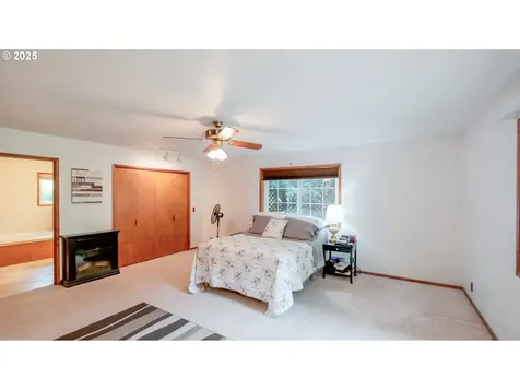 448 Strawberry Loop Sweet Home OR 97386