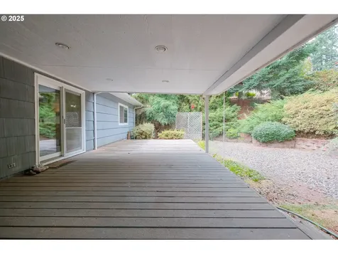 448 Strawberry Loop Sweet Home OR 97386