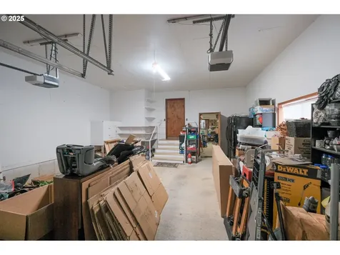 448 Strawberry Loop Sweet Home OR 97386