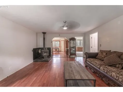 60045 NW Railroad Avenue Timber OR 97144