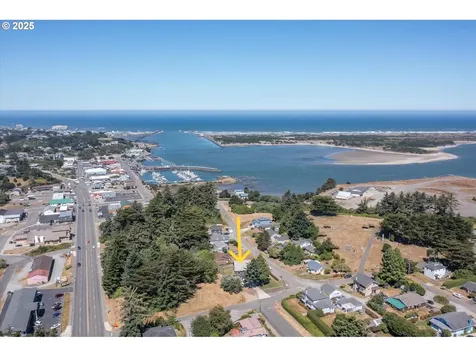 98 Harlem Street SE Bandon OR 97411