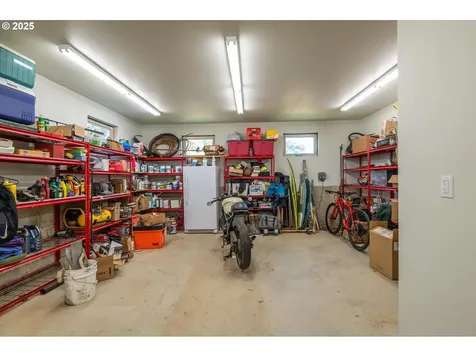 98 Harlem Street SE Bandon OR 97411