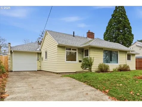 8535 SE Stephens Street Portland OR 97216