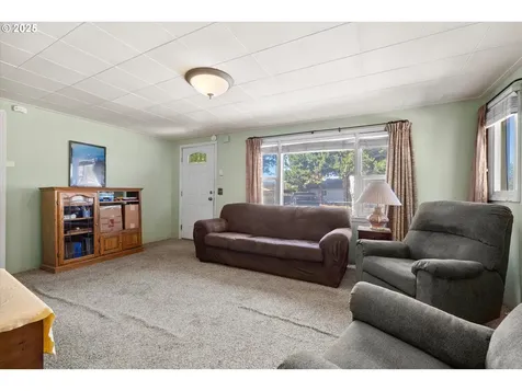 306 SE Dunham Street Prineville OR 97754