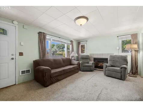 306 SE Dunham Street Prineville OR 97754