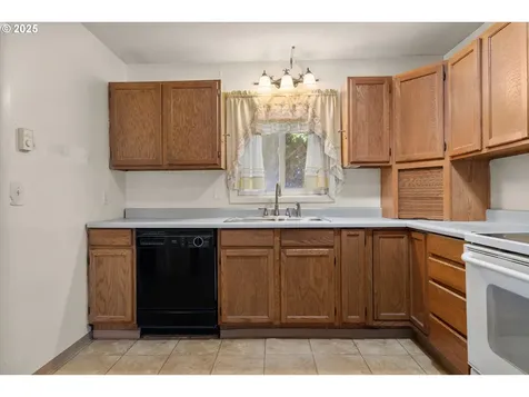 306 SE Dunham Street Prineville OR 97754