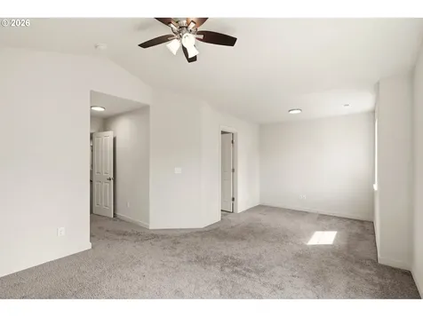 5704 NE 47th Street Vancouver WA 98661