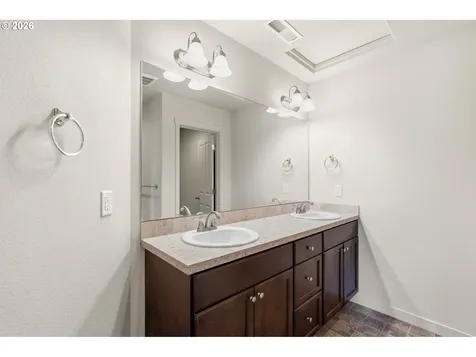 5704 NE 47th Street Vancouver WA 98661