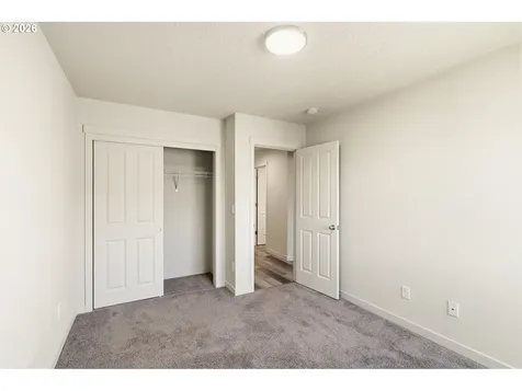 5704 NE 47th Street Vancouver WA 98661