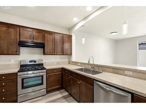 5704 NE 47th Street Vancouver WA 98661