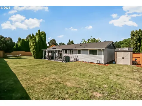 1300 N Sitka Avenue Newberg OR 97132