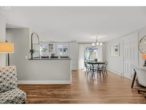 1300 N Sitka Avenue Newberg OR 97132