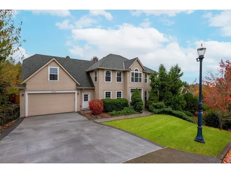 8722 NW Benson Street Portland OR 97229