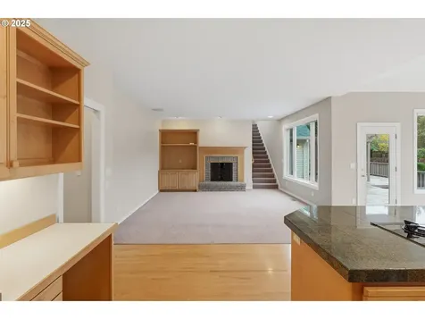 8722 NW Benson Street Portland OR 97229
