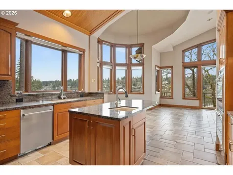 2815 Arrowhead Court Lake Oswego OR 97034