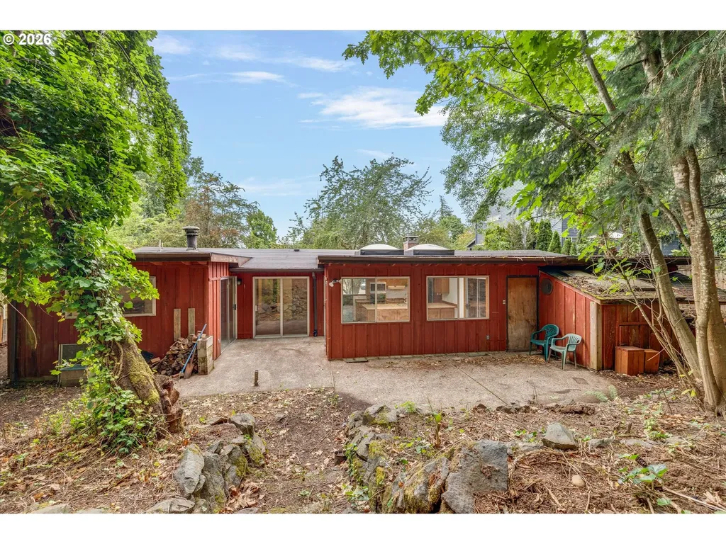 9080 NW Kearney Street Portland OR 97229