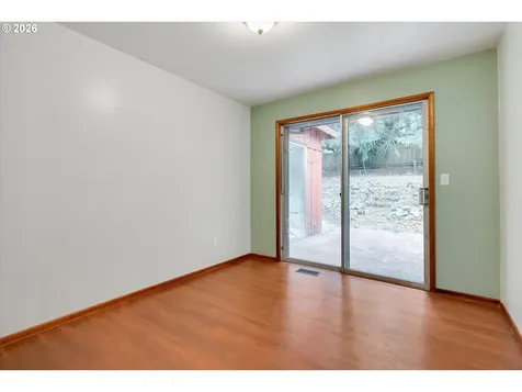 9080 NW Kearney Street Portland OR 97229