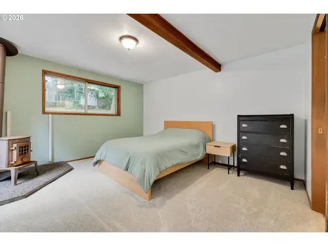 9080 NW Kearney Street Portland OR 97229