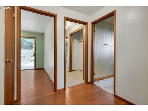 9080 NW Kearney Street Portland OR 97229
