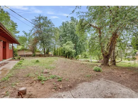 9080 NW Kearney Street Portland OR 97229