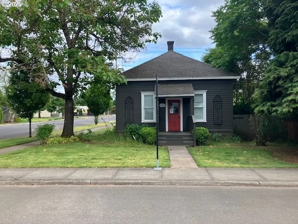 509 NW 3rd Avenue Canby OR 97013