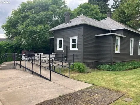 509 NW 3rd Avenue Canby OR 97013