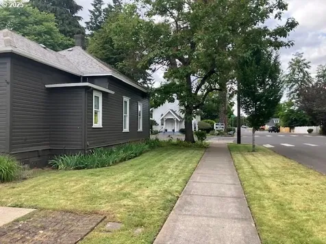 509 NW 3rd Avenue Canby OR 97013