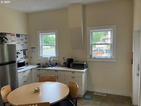 509 NW 3rd Avenue Canby OR 97013