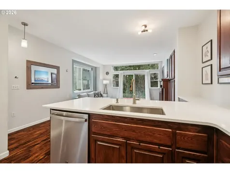 4818 SW 2nd Court Portland OR 97239