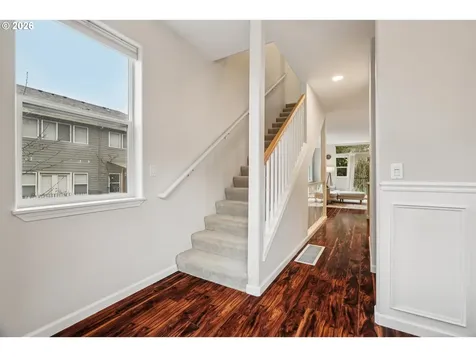 4818 SW 2nd Court Portland OR 97239