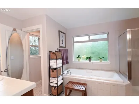 7798 SW Alder Street Portland OR 97224
