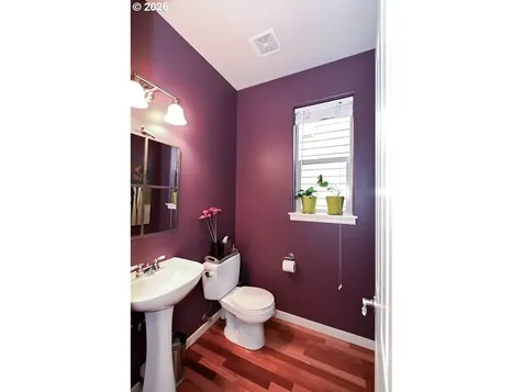 7798 SW Alder Street Portland OR 97224