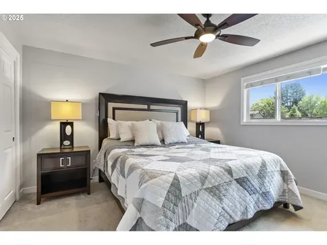 5384 SE Villa Street Hillsboro OR 97123