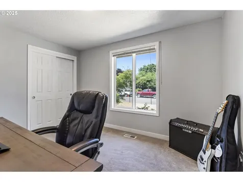5384 SE Villa Street Hillsboro OR 97123