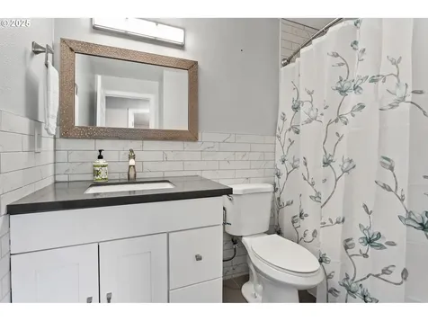 5384 SE Villa Street Hillsboro OR 97123