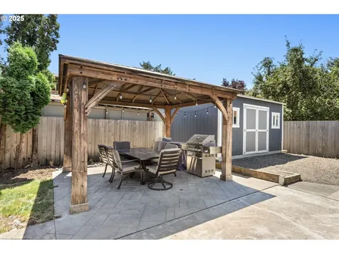 5384 SE Villa Street Hillsboro OR 97123