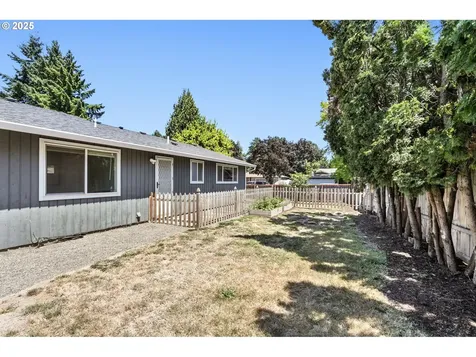 5384 SE Villa Street Hillsboro OR 97123