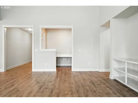 13712 NW 52nd Avenue Vancouver WA 98685