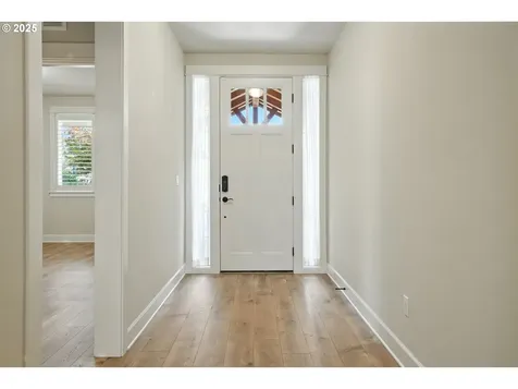 13712 NW 52nd Avenue Vancouver WA 98685