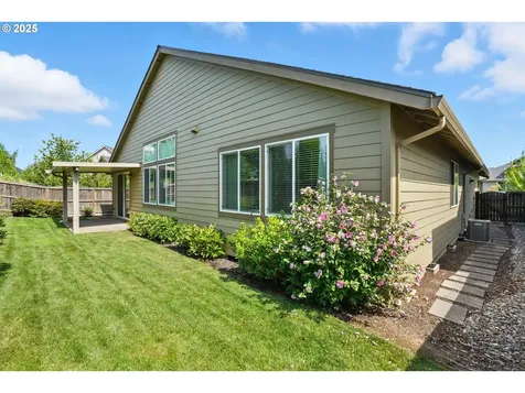 13712 NW 52nd Avenue Vancouver WA 98685