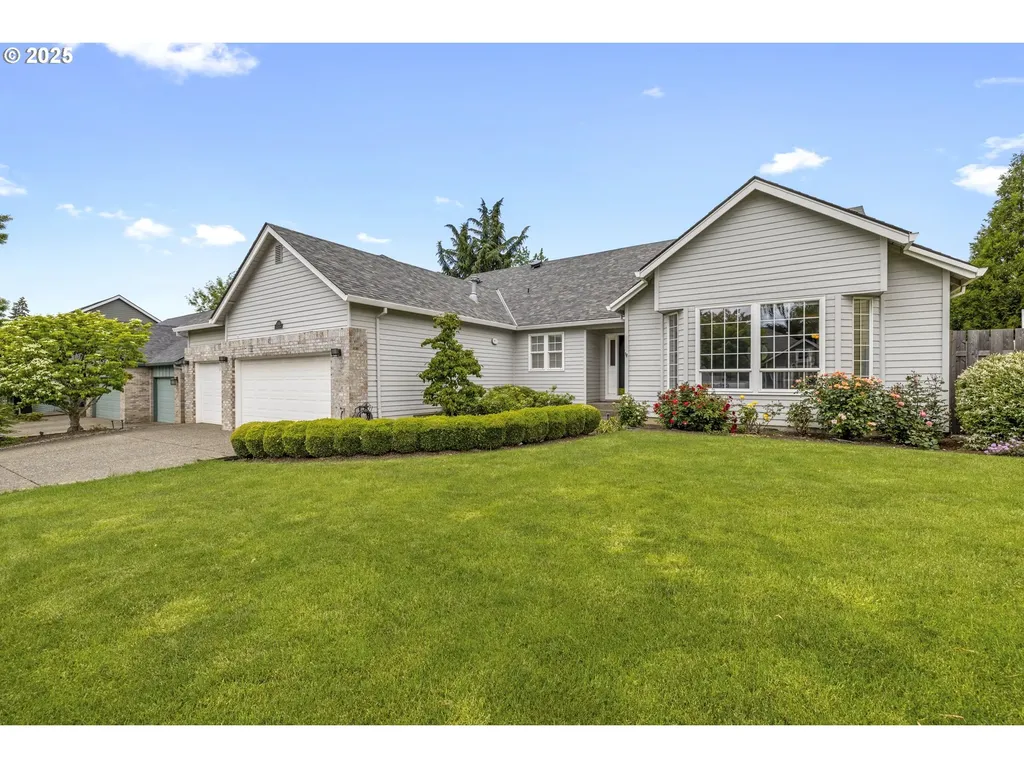 28519 SW Cascade Loop Wilsonville OR 97070