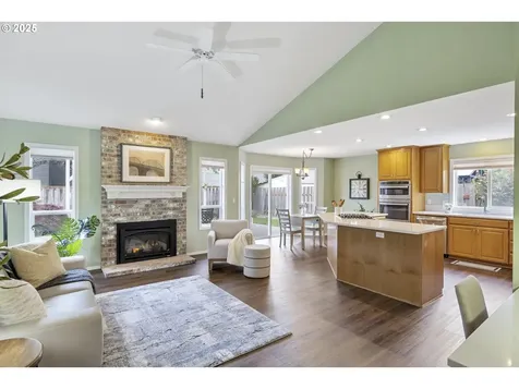 28519 SW Cascade Loop Wilsonville OR 97070