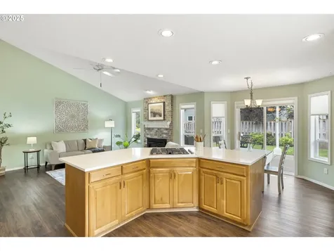 28519 SW Cascade Loop Wilsonville OR 97070