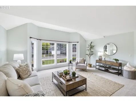 28519 SW Cascade Loop Wilsonville OR 97070