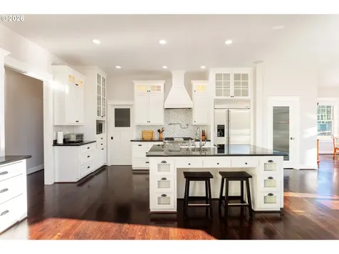 3160 Summit Sky Boulevard Eugene OR 97405