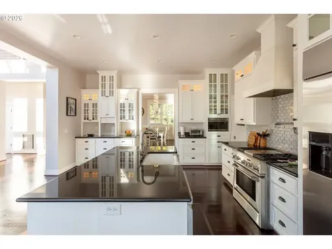 3160 Summit Sky Boulevard Eugene OR 97405