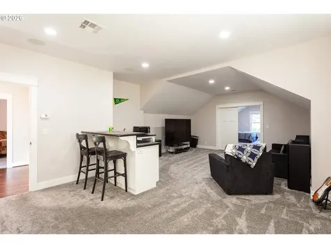 3160 Summit Sky Boulevard Eugene OR 97405