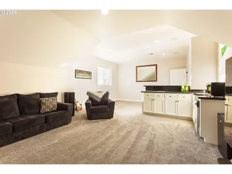 3160 Summit Sky Boulevard Eugene OR 97405